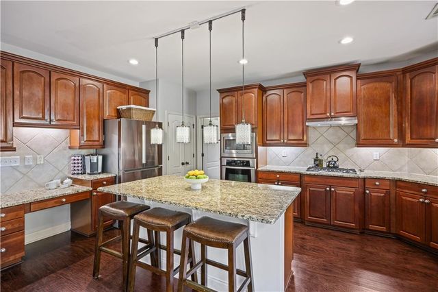 1611 Chancery Lane, Lithia Springs, GA 30122