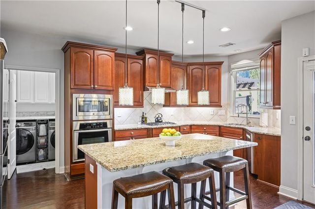 1611 Chancery Lane, Lithia Springs, GA 30122