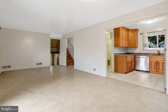 488 N OWEN ST, Alexandria, VA 22304