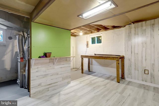 488 N OWEN ST, Alexandria, VA 22304