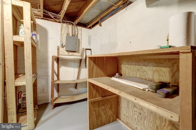 488 N OWEN ST, Alexandria, VA 22304