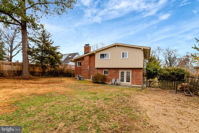 488 N OWEN ST, Alexandria, VA 22304