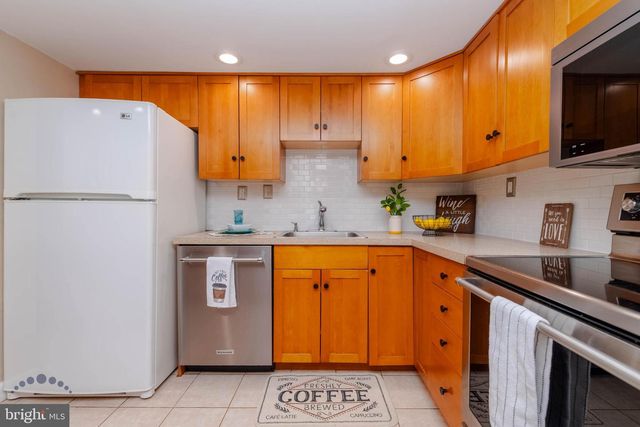 688 SHORE, Joppa, MD 21085