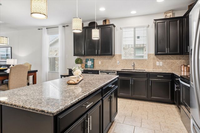 3121 Walker Creek Drive, Little Elm, TX 75068