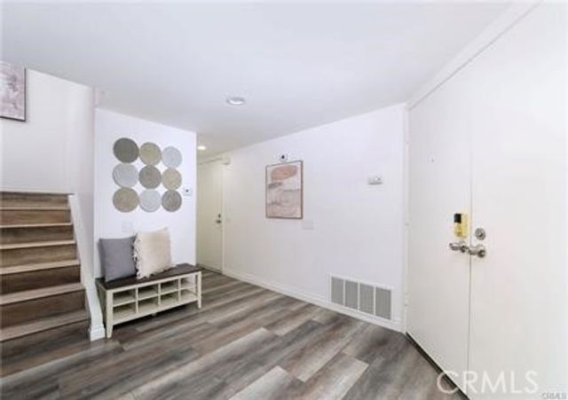 52 Weepingwood, Irvine, CA 92614