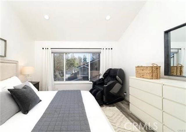 52 Weepingwood, Irvine, CA 92614