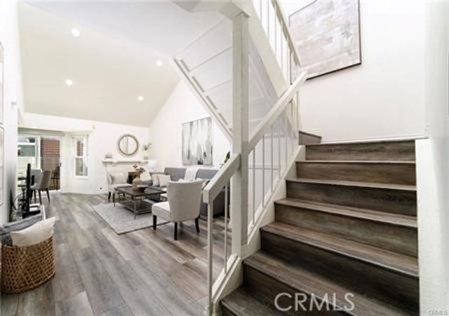 52 Weepingwood, Irvine, CA 92614