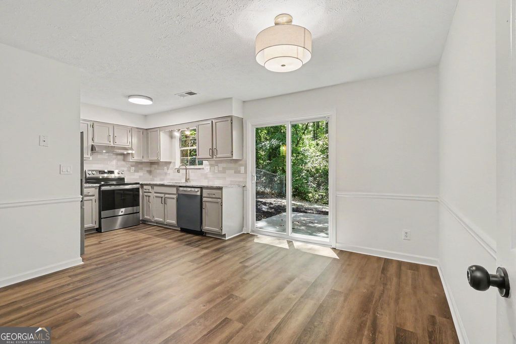 1090 Huntington Trace SE, Smyrna, GA 30082 — photo 5
