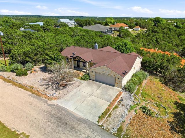 154 N Fannin Dr, Kerrville, TX 78028