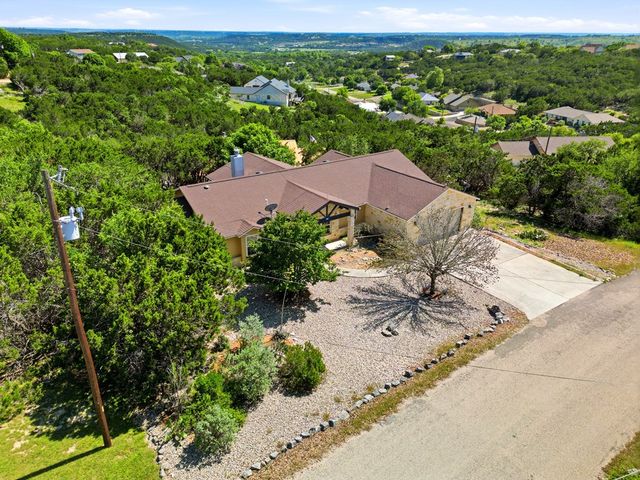 154 N Fannin Dr, Kerrville, TX 78028