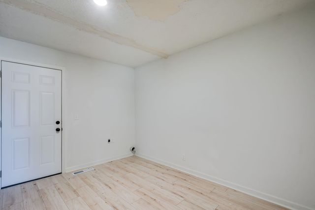 1507 E Catalina, Wichita, KS 67216