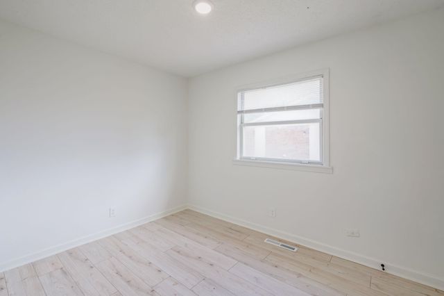 1507 E Catalina, Wichita, KS 67216