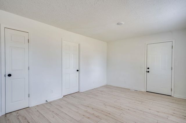 1507 E Catalina, Wichita, KS 67216