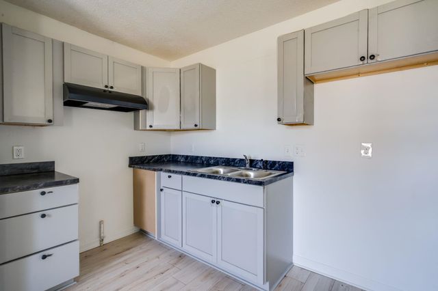 1507 E Catalina, Wichita, KS 67216