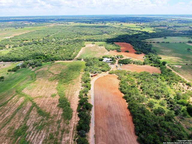 125 ACRES Cooksey Road, Adkins, TX 78101