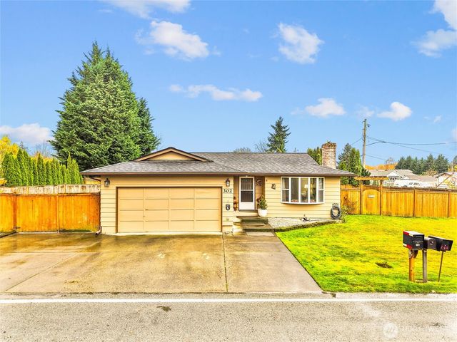 302 1st Avenue E, Pacific, WA 98047