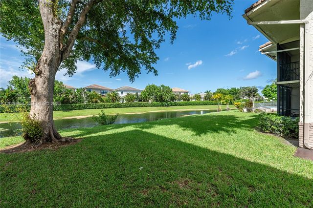 8705 NW 38th Dr 3A, Coral Springs, FL 33065