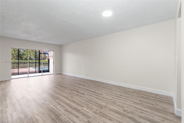 8705 NW 38th Dr 3A, Coral Springs, FL 33065