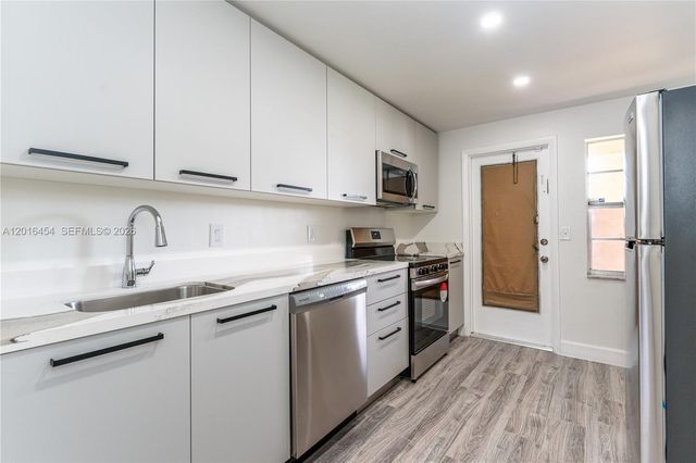 8705 NW 38th Dr 3A, Coral Springs, FL 33065