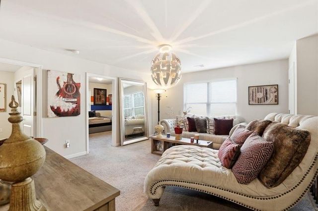 496 Jefferson chase Street, Atlanta, GA 30354