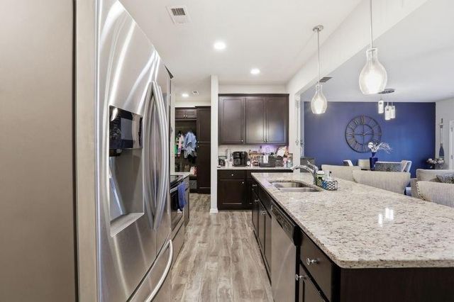 496 Jefferson chase Street, Atlanta, GA 30354