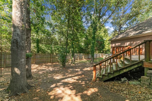 23 Williamsburg Place, Dothan, AL 36305