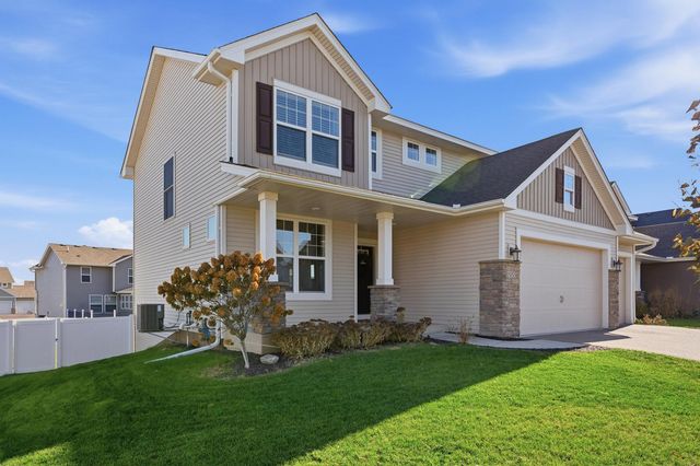 1955 Red Oak Path, Shakopee, MN 55379