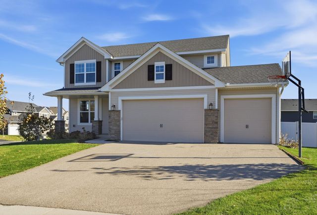 1955 Red Oak Path, Shakopee, MN 55379