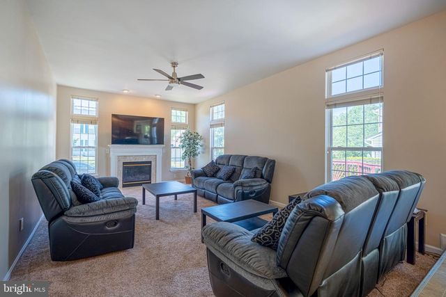 2 JAYMAR CT, Stafford, VA 22554