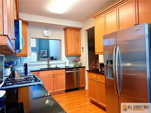 2302 Schindler Drive, South Brunswick, NJ 08852