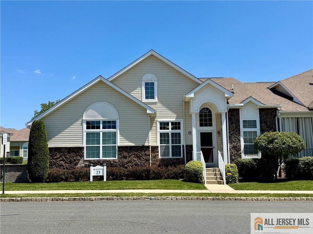 2302 Schindler Drive, South Brunswick, NJ 08852