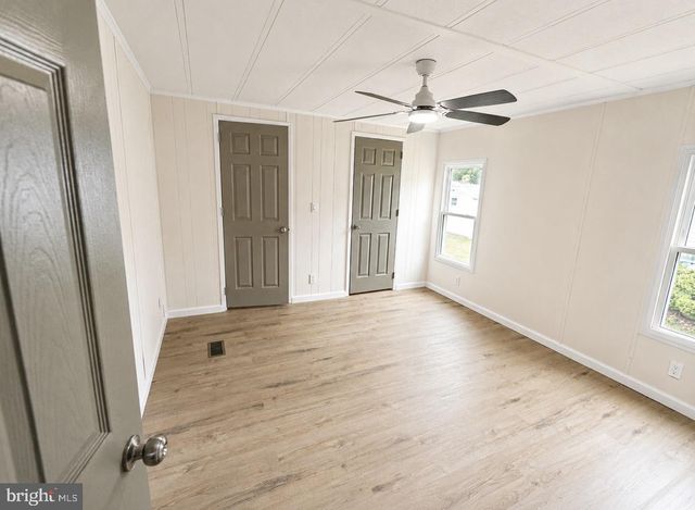 434 COUNTRY LN, Buena, NJ 08310