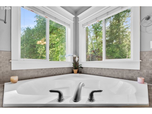 15198 Sw TANNER Ln, Beaverton, OR 97006