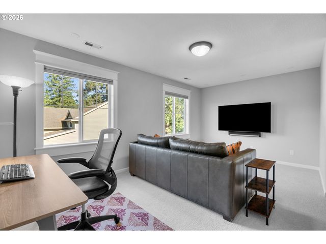 15198 Sw TANNER Ln, Beaverton, OR 97006