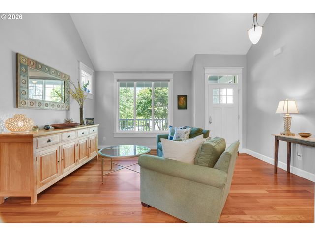 15198 Sw TANNER Ln, Beaverton, OR 97006