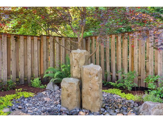 15198 Sw TANNER Ln, Beaverton, OR 97006