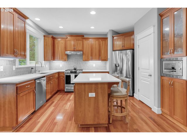 15198 Sw TANNER Ln, Beaverton, OR 97006