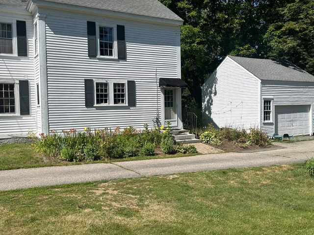 43 Post Road, Greenland, NH 03840