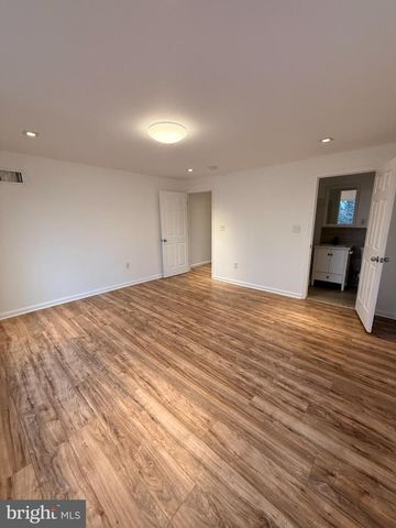 5021 HAZEL AVE, Philadelphia, PA 19143