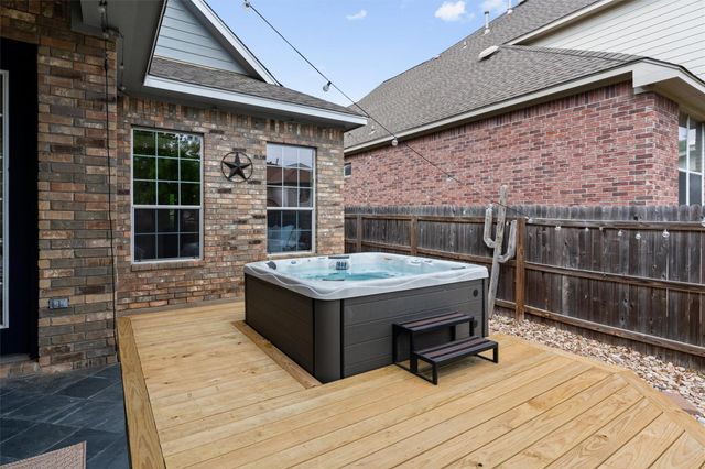 2606 Mexican Hat DR, Cedar Park, TX 78613