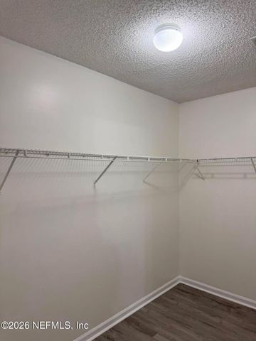 8250 LAKEMONT Drive, Jacksonville, FL 32216