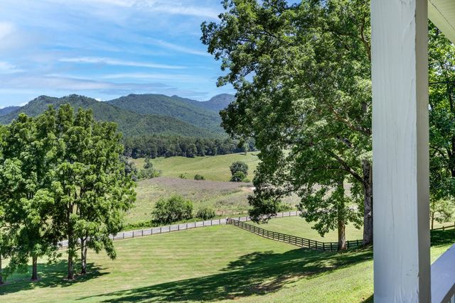 770 Geisky Creek Road, Hayesville, NC 28904