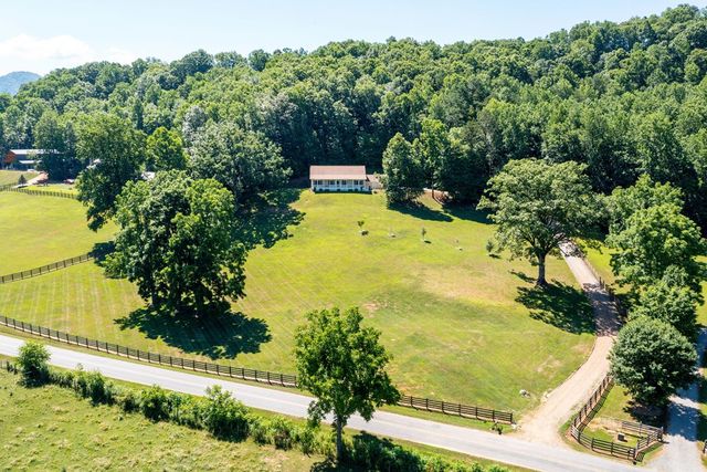 770 Geisky Creek Road, Hayesville, NC 28904