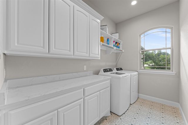 1055 Meadow Wood Terrace, Azle, TX 76020