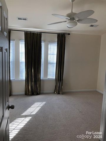 11138 Derryrush Drive, Charlotte, NC 28213