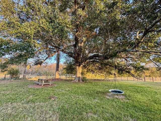 000 Farm To Market 1374, Huntsville, TX 77340