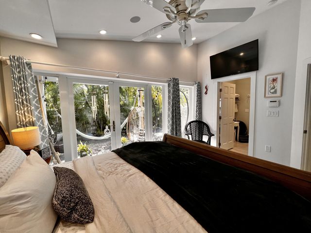 1421 Reynolds Street, Key West, FL 33040