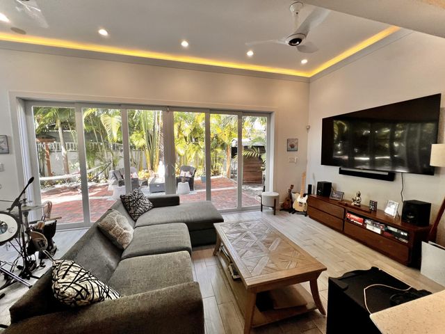 1421 Reynolds Street, Key West, FL 33040