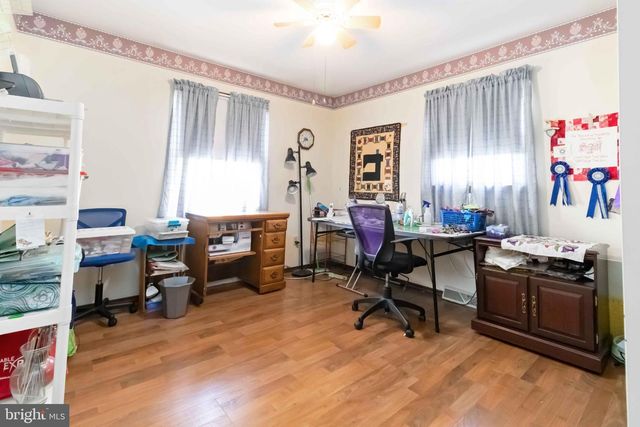 1712 NEWVILLE RD, Carlisle, PA 17015