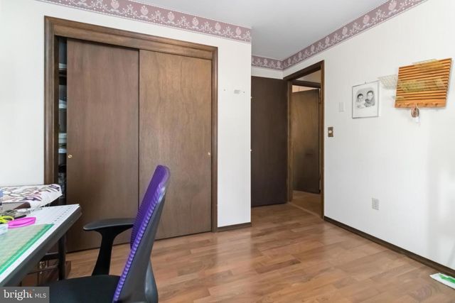 1712 NEWVILLE RD, Carlisle, PA 17015